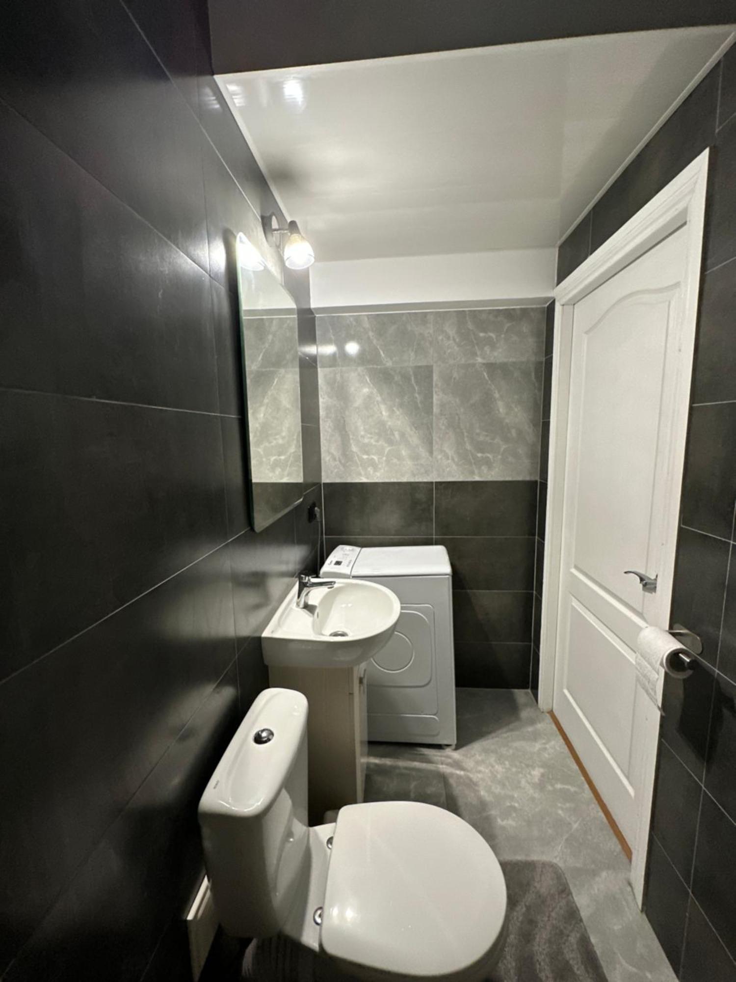Levvv Apartment Lemberg Exterior foto